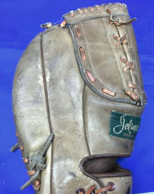 Jelinek Ambidextrous Mitt Back